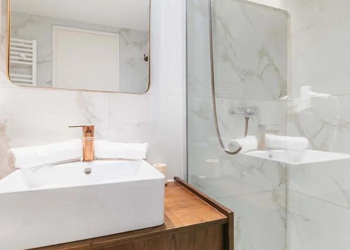 2 Pieces Belleville Refait Neuf 6 Pers - 19 Париж